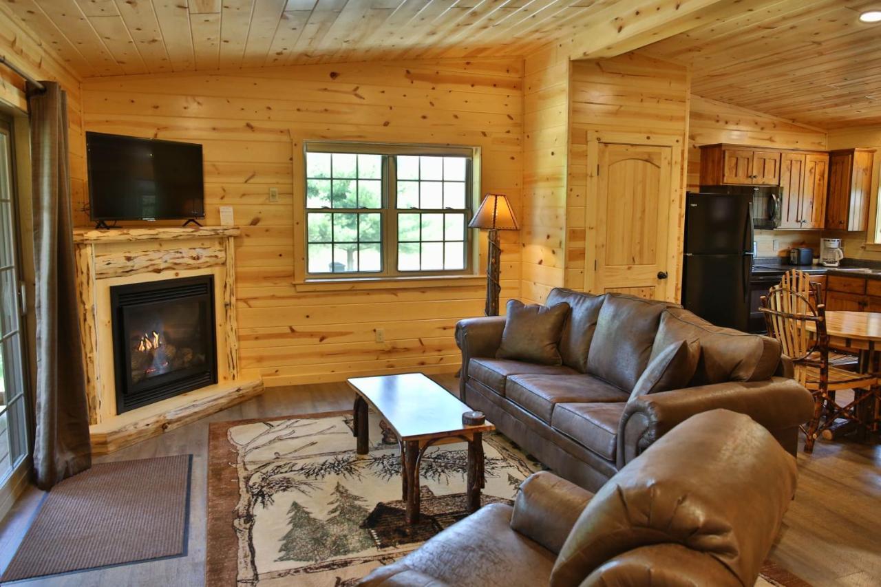 Waterview Lodge By Amish Country Lodging 밀러스버그 외부 사진