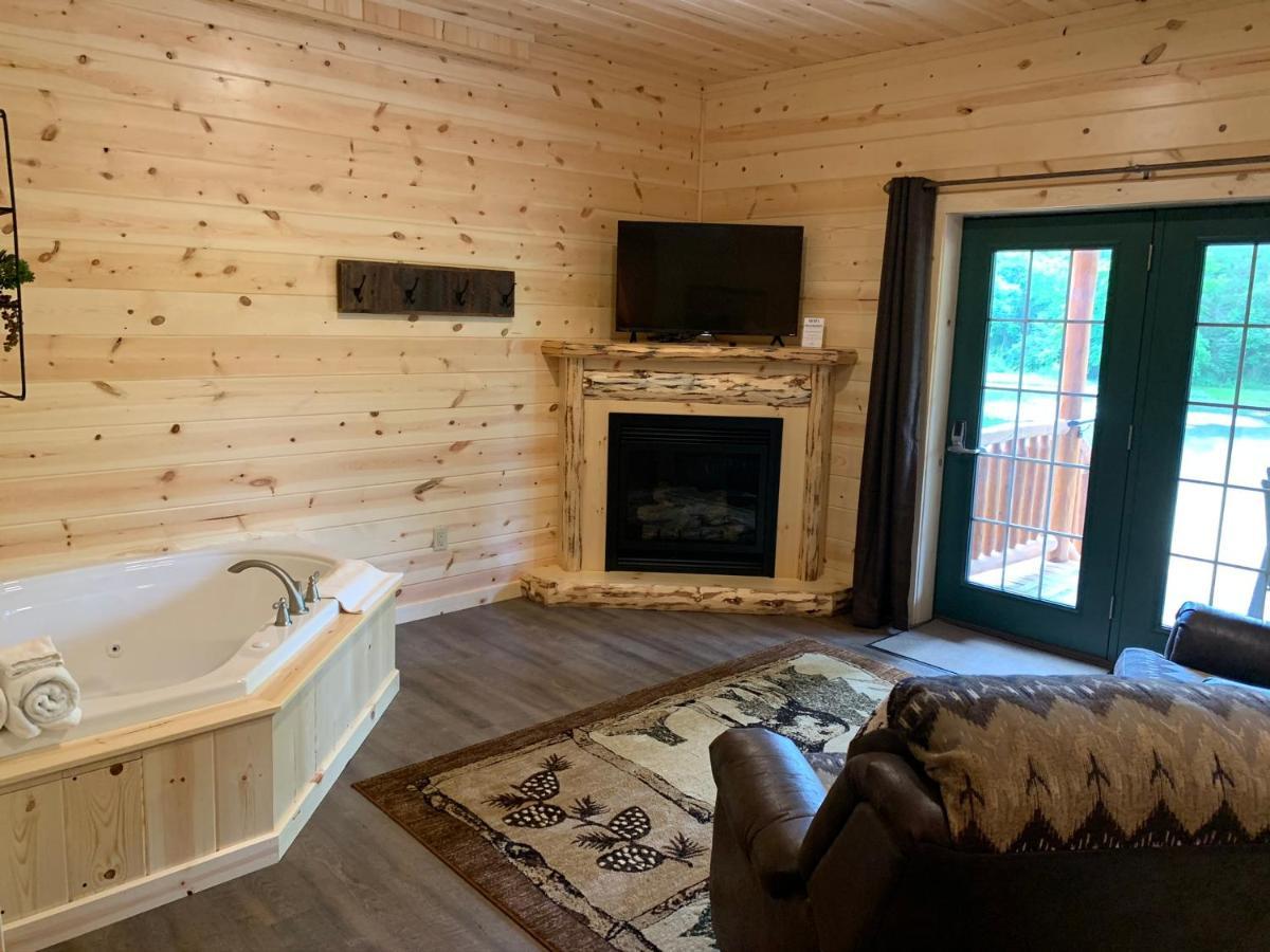 Waterview Lodge By Amish Country Lodging 밀러스버그 외부 사진